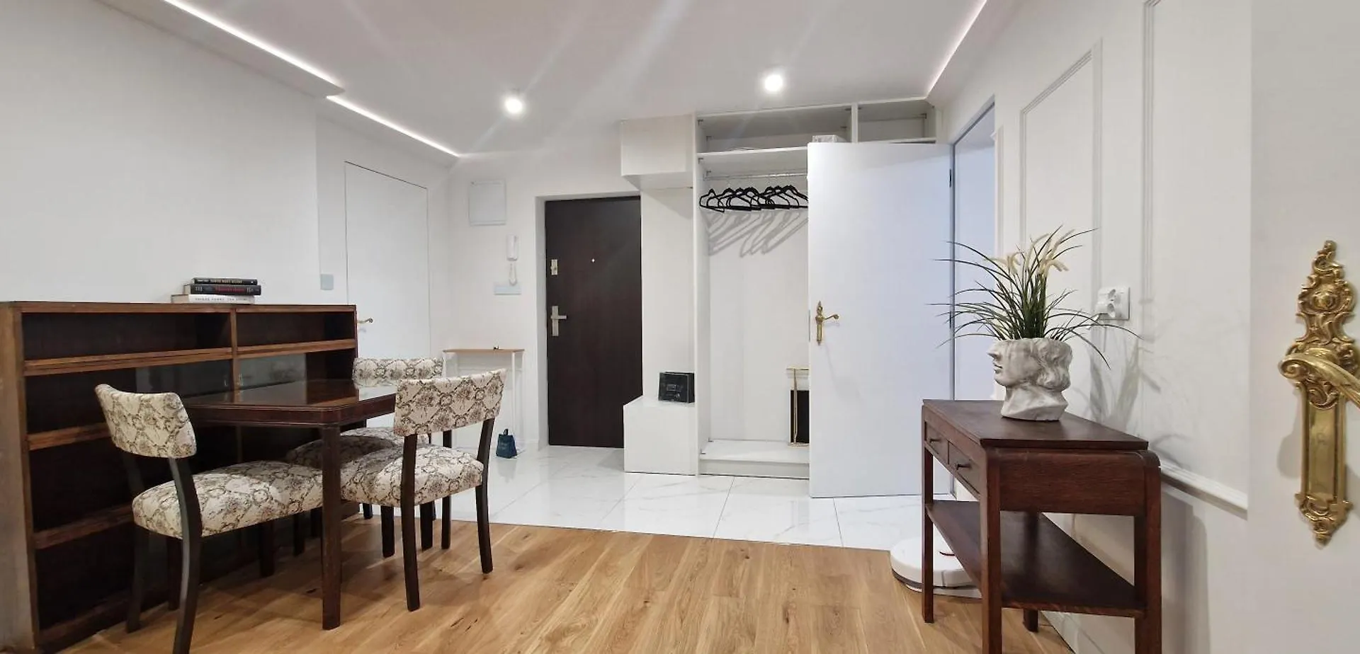 Arma Design Apartment 2 Bedrooms Warsaw